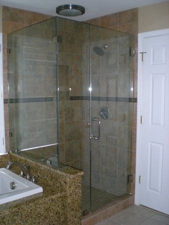 RESIDENTIAL GLASS image 33